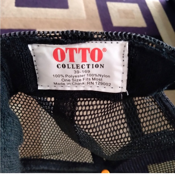 VANS hat - Picture 3 of 3